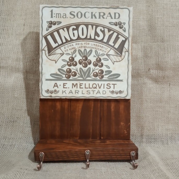 Cabideiro multiuso com prateleira