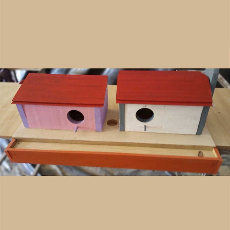 Casa de passarinhos com 4 vagas