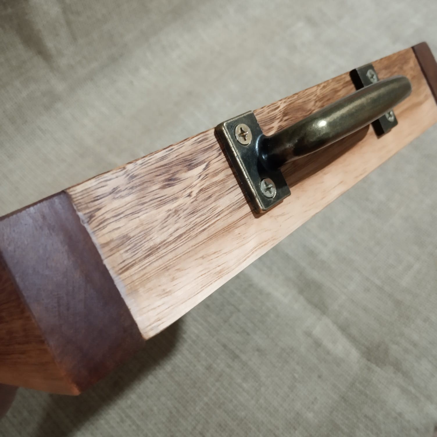 Bandeja pequena com azulejo alça de metal