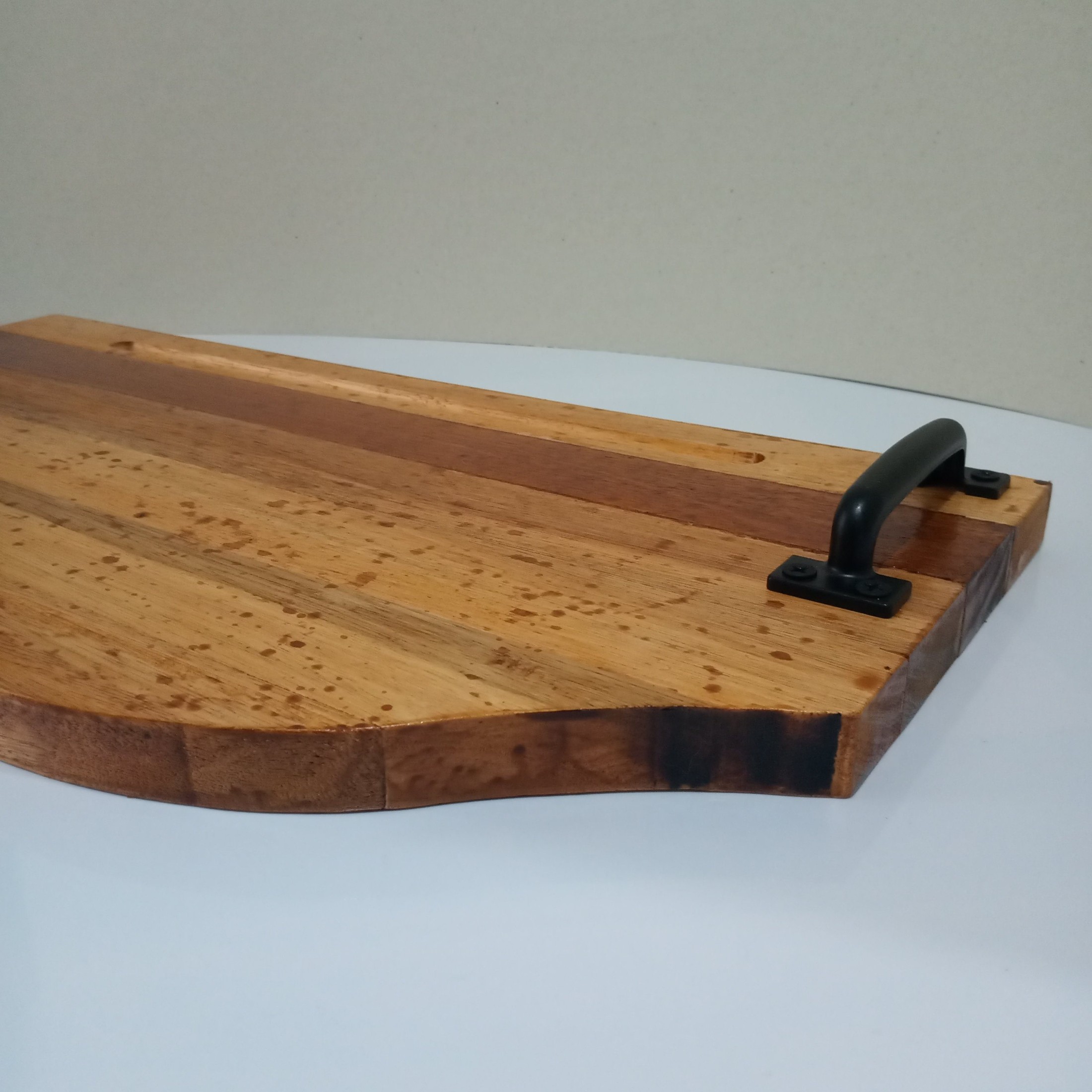 Bandeja em madeira de eucalipto