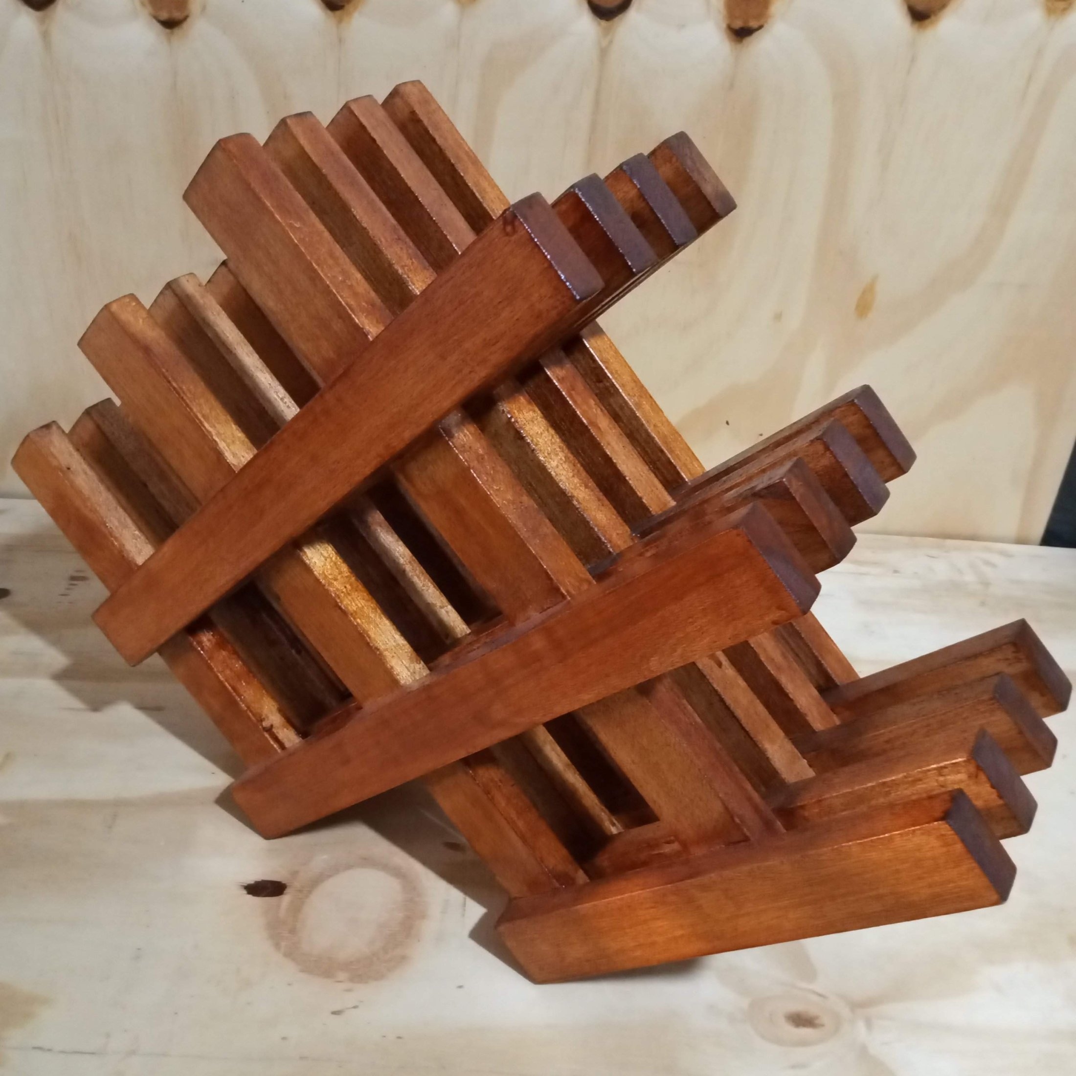 Mini-adega de madeira maciça