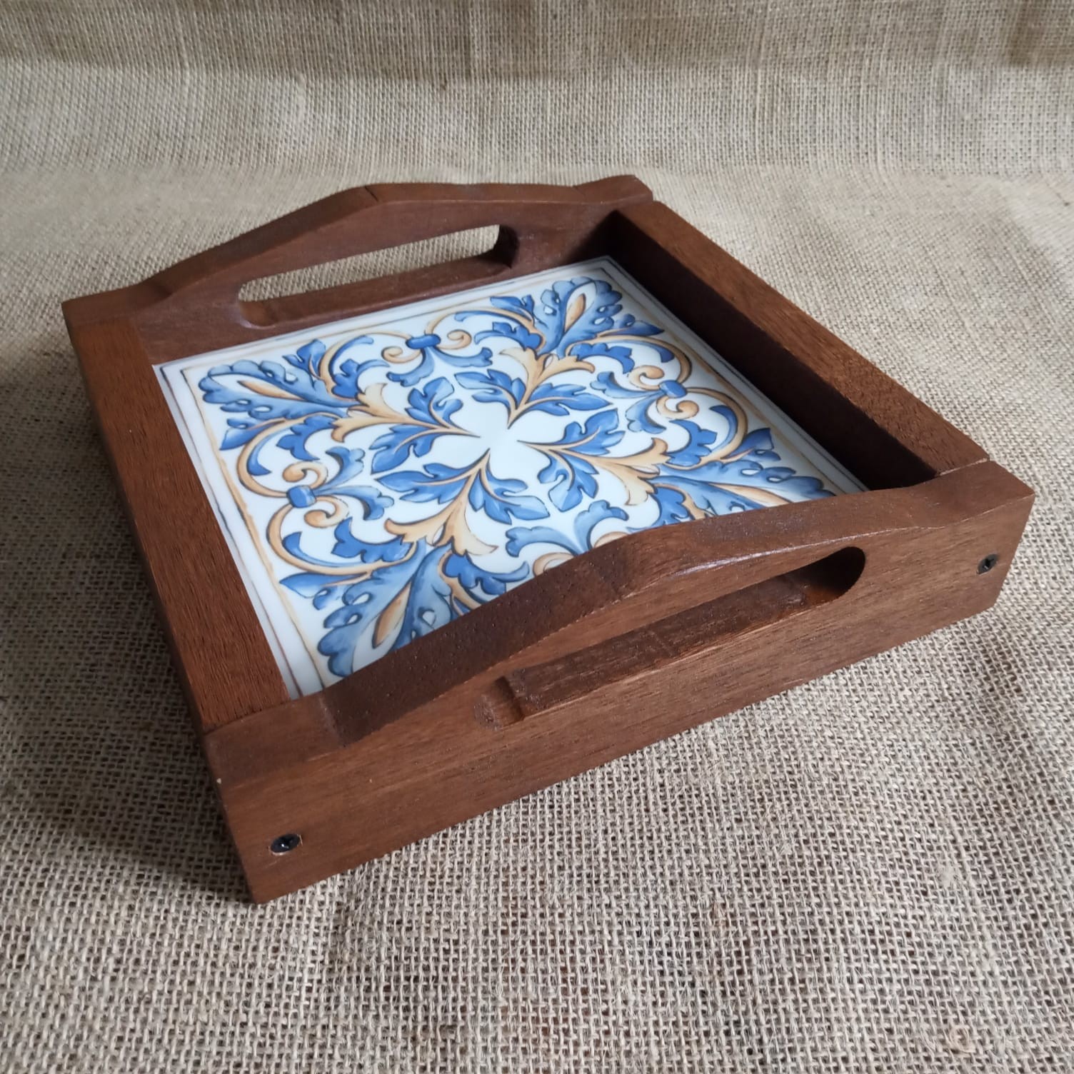 Bandeja quadrada pequena com azulejo