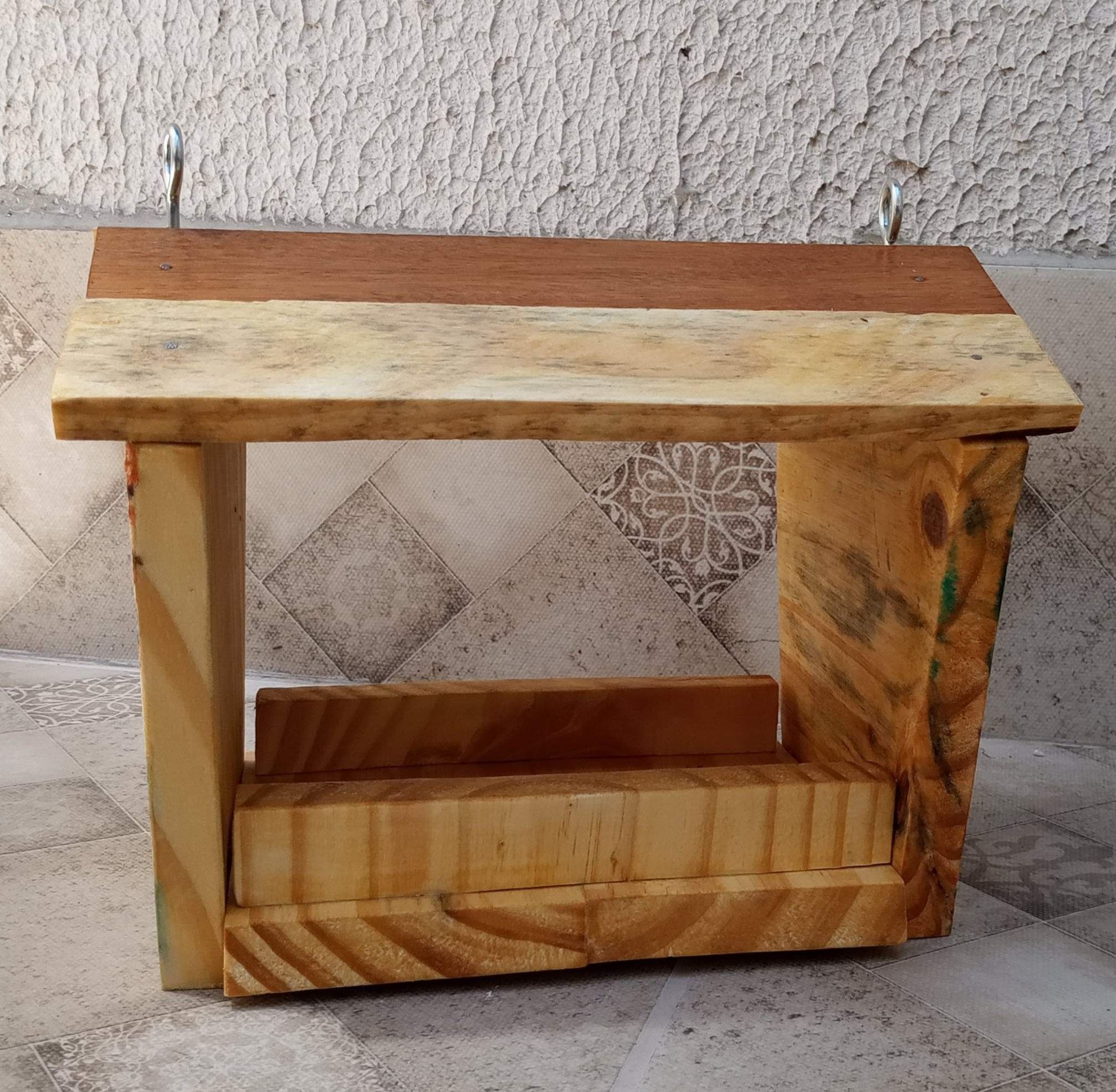 Comedouro para pássaros