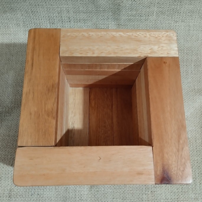 Cachepô em eucalipto