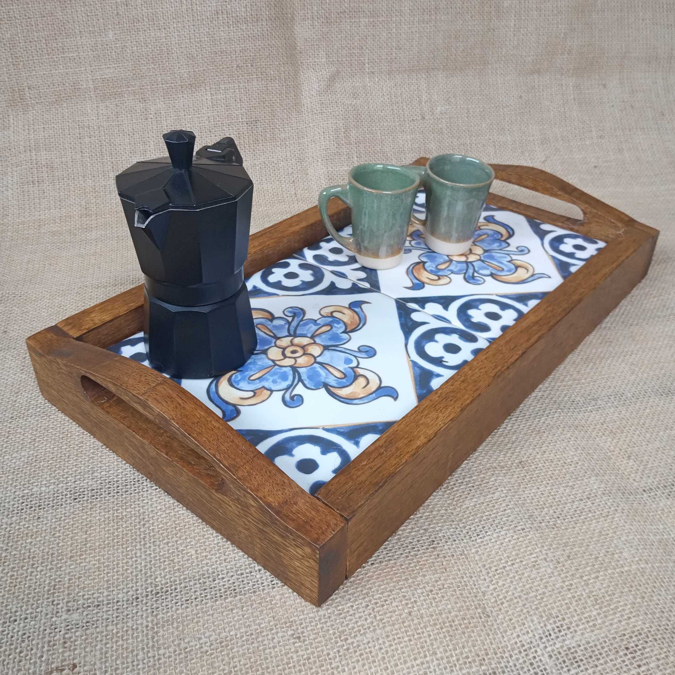 Bandeja com azulejo