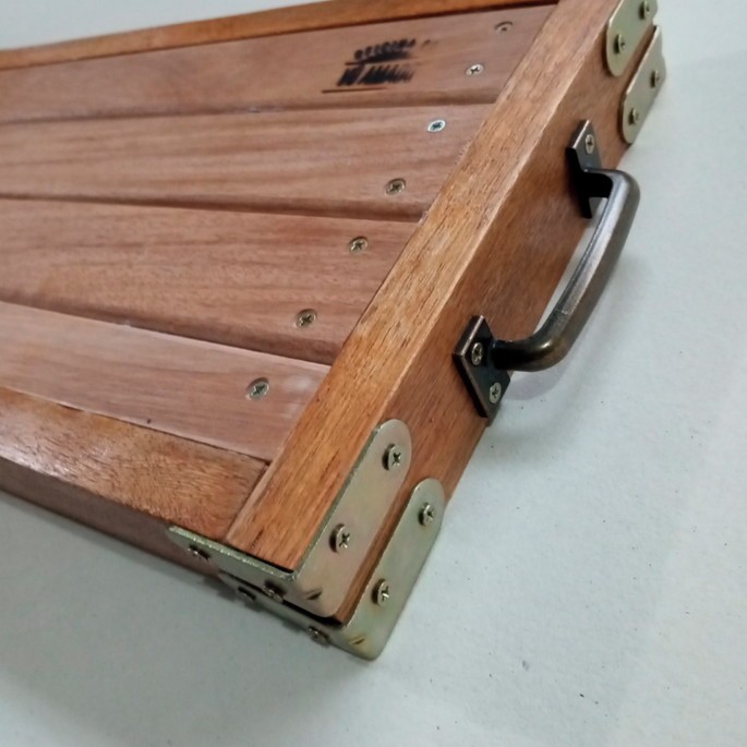 Bandeja steampunk com cerâmica