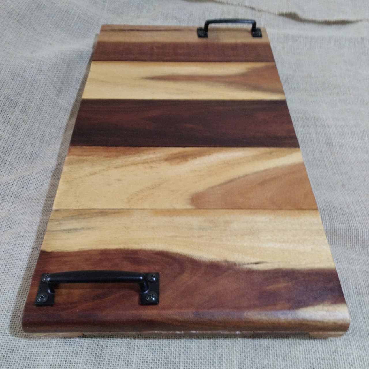 Bandeja grande em cambará