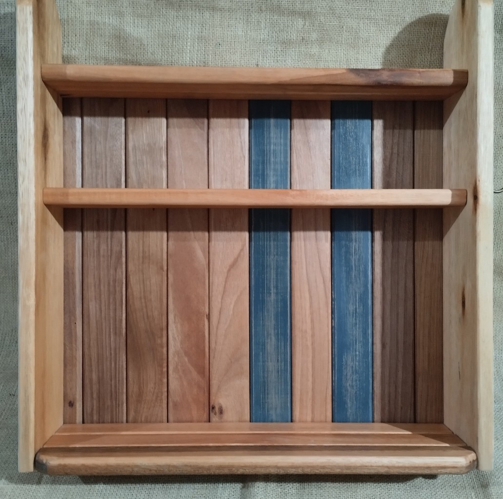 Porta-temperos (eucalipto e pinus)